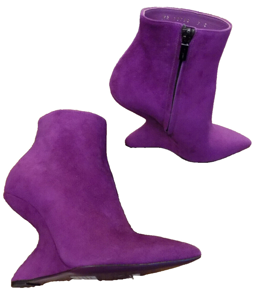 Salvatore Ferragamo Bolgheri Violet Suede Cut-Out Retro 4" Wedge Bootie 7C $1090